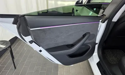Tesla Model 3 2024, 54221 км, за 30523.83 USD - фото 25