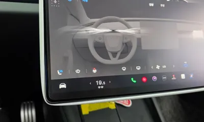 Tesla Model 3 2024, 54221 км, за 30523.83 USD - фото 29