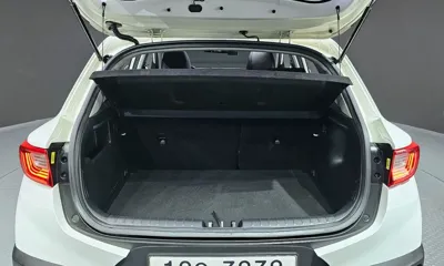 Kia Stonic 2018, 105524 км, за 6026.49 USD - фото 13