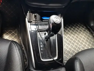 Nissan Sylphy 2018, 57800 км, за 5444.27 USD - фото 16