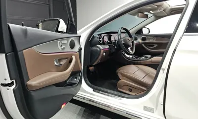 Mercedes-Benz E-Class 2018, 91122 км, за 15042.03 USD - фото 10