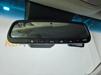 Hyundai Santafe 2019, 118330 км, за 9846.4 USD - фото 16