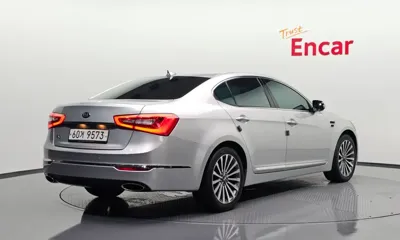 Kia K7 2013, 72856 км, за 4588.42 USD