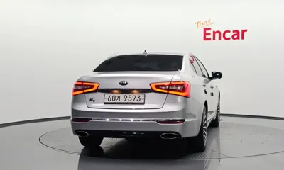 Kia K7 2013, 72856 км, за 4588.42 USD