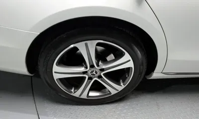 Mercedes-Benz E-Class 2017, 89029 км, за 14404.11 USD