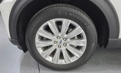 Ford Explorer 2021, 51645 км, за 19627.15 USD