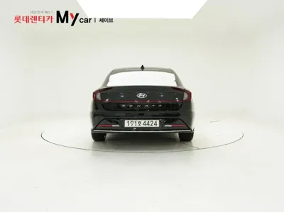 Hyundai Sonata 2022, 116887 км, за 8736.91 USD