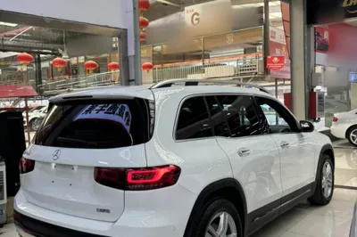 Mercedes-Benz GLB 2022, 74400 км, за 22168 USD