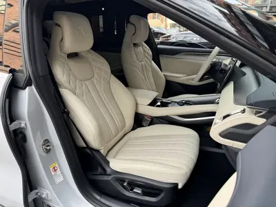 BYD L EV 2024, 23400 км, за 17480.53 USD - фото 20