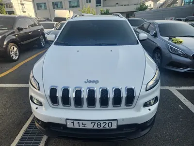Jeep Cherokee · 2015 год