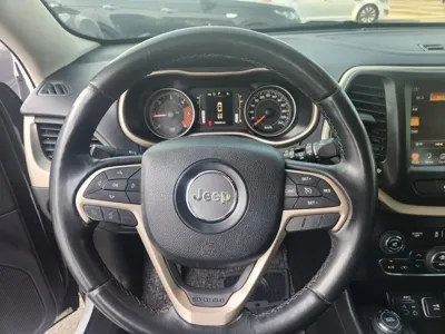 Jeep Cherokee 2015, 133909 км, за 4364.82 USD - фото 9