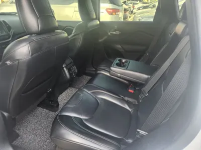 Jeep Cherokee 2015, 133909 км, за 4364.82 USD - фото 11