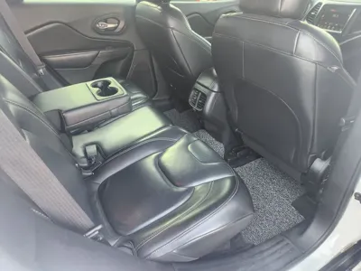 Jeep Cherokee 2015, 133909 км, за 4364.82 USD - фото 13
