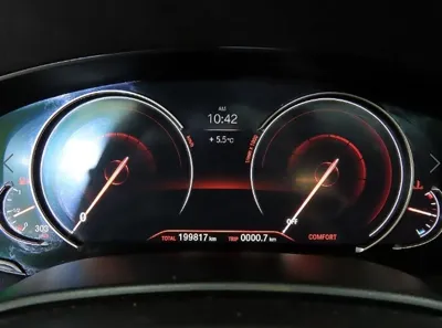 BMW 5-Series 2018, 199820 км, за 11649.41 USD - фото 9