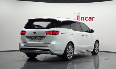 Kia Canival 2017, 78586 км, за 9780.75 USD