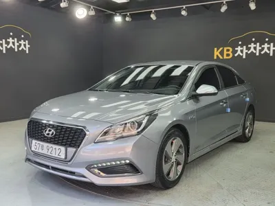 Hyundai Sonata 2016, 52000 км, за 6175.65 USD