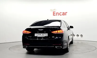 Hyundai Genesis 2015, 135715 км, за 7166.13 USD