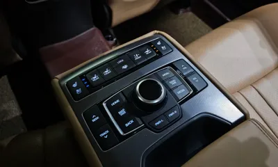 Hyundai Genesis 2015, 135715 км, за 7162.85 USD - фото 19