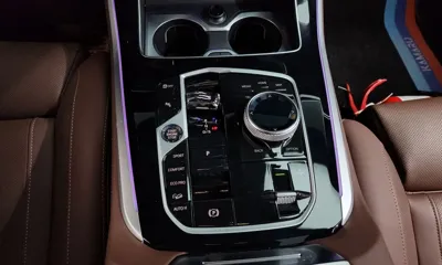 BMW X5 2025, 9606 км, за 85269.79 USD - фото 9