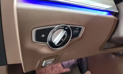 Mercedes-Benz E-Class 2018, 69758 км, за 16221.51 USD - фото 29