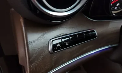 Mercedes-Benz E-Class 2018, 69758 км, за 16221.51 USD - фото 30