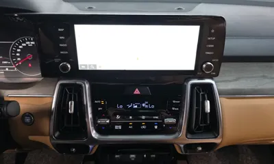 Kia Sorento 2023, 23801 км, за 20912.06 USD - фото 14