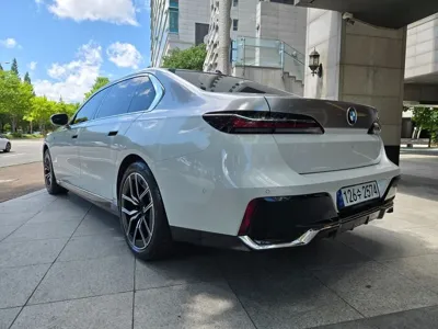 BMW 7-Series 2023, 49000 км, за 68299.71 USD