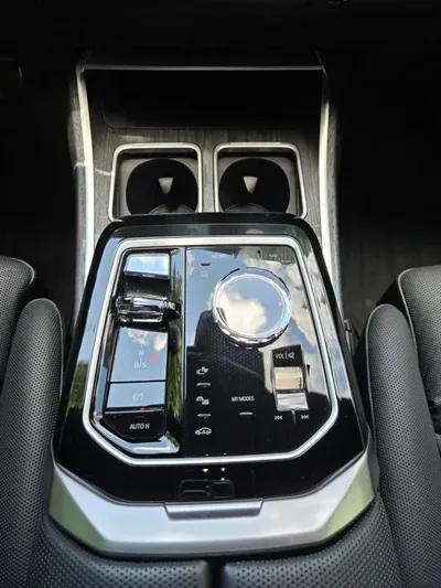 BMW 7-Series 2023, 49000 км, за 68299.71 USD - фото 9