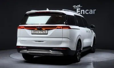 Kia Canival 2023, 56884 км, за 25370.83 USD