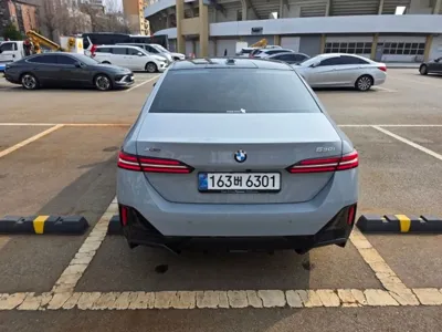 BMW 5-Series 2025, 15917 км, за 51833.02 USD