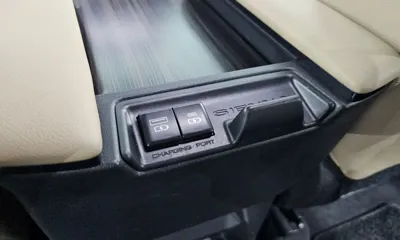 Toyota Sienna 2021, 66193 км, за 28817.12 USD - фото 32
