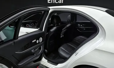 Mercedes-Benz E-Class 2019, 114012 км, за 15547.76 USD - фото 12
