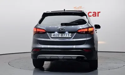Hyundai Santafe 2015, 119019 км, за 8391.15 USD