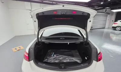Mercedes-Benz E-Class 2022, 48822 км, за 33894.94 USD - фото 19