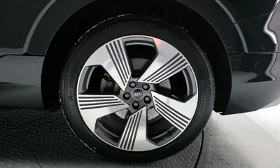 Audi e-tron 2022, 81414 км, за 30260.98 USD