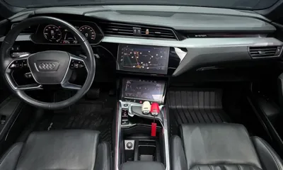 Audi e-tron 2022, 81414 км, за 30260.98 USD - фото 7