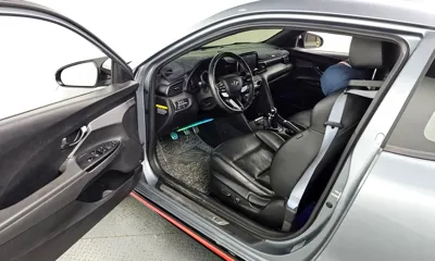 Hyundai Veloster 2019, 112409 км, за 7619.55 USD - фото 10