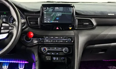 Hyundai Veloster 2019, 112409 км, за 7619.55 USD - фото 14