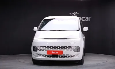 Hyundai Staria 2025, 19426 км, за 18145.68 USD