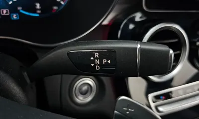 Mercedes-Benz C-Class 2020, 35778 км, за 20802.18 USD - фото 9