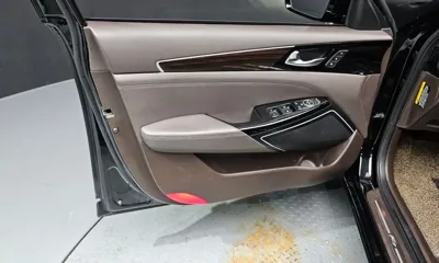 Kia K7 2018, 92108 км, за 8139.61 USD - фото 24