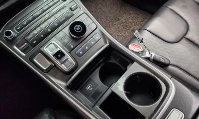 Hyundai Santafe 2023, 56467 км, за 18169.8 USD - фото 9