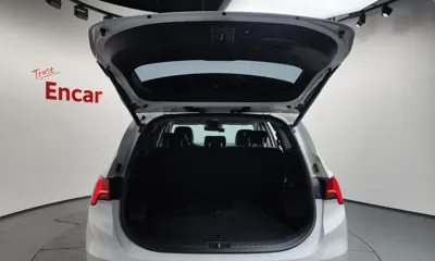 Hyundai Santafe 2023, 56467 км, за 18169.8 USD - фото 20