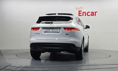 Jaguar F-Pace 2018, 166029 км, за 8919.72 USD