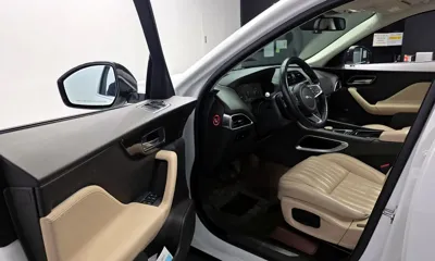 Jaguar F-Pace 2018, 166029 км, за 8861.76 USD - фото 10