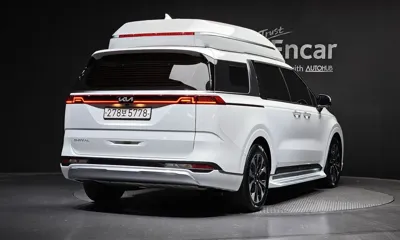 Kia Canival 2023, 50523 км, за 24039.1 USD