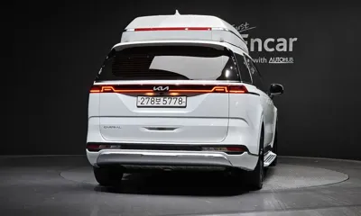 Kia Canival 2023, 50523 км, за 24039.1 USD