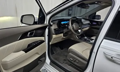 Kia Canival 2023, 50523 км, за 24028.12 USD - фото 10