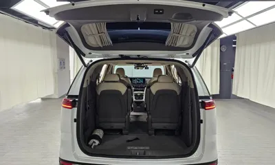 Kia Canival 2023, 50523 км, за 24028.12 USD - фото 20