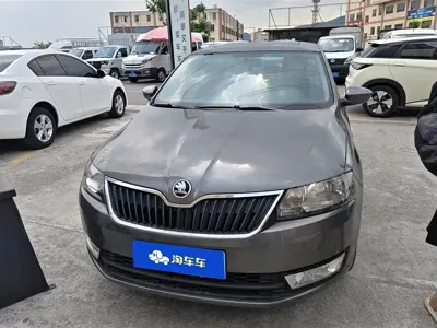 Skoda Rapid 2015, 90600 км, за 3183.18 USD